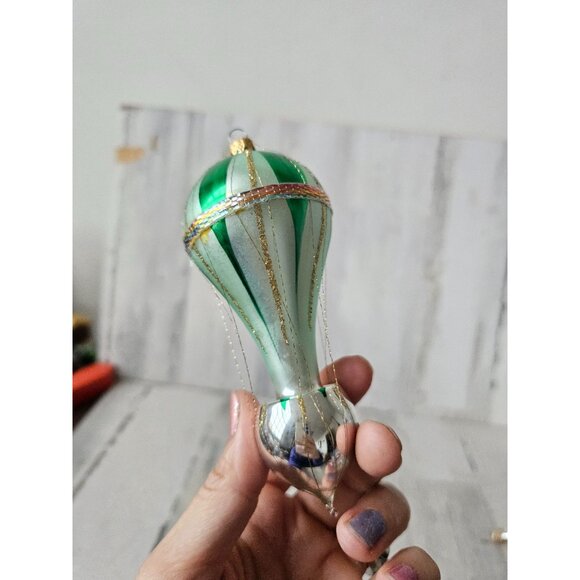 Vintage green Mercury glass Columbia hot air balloon tinsel ornament Xmas tree - Picture 10 of 11